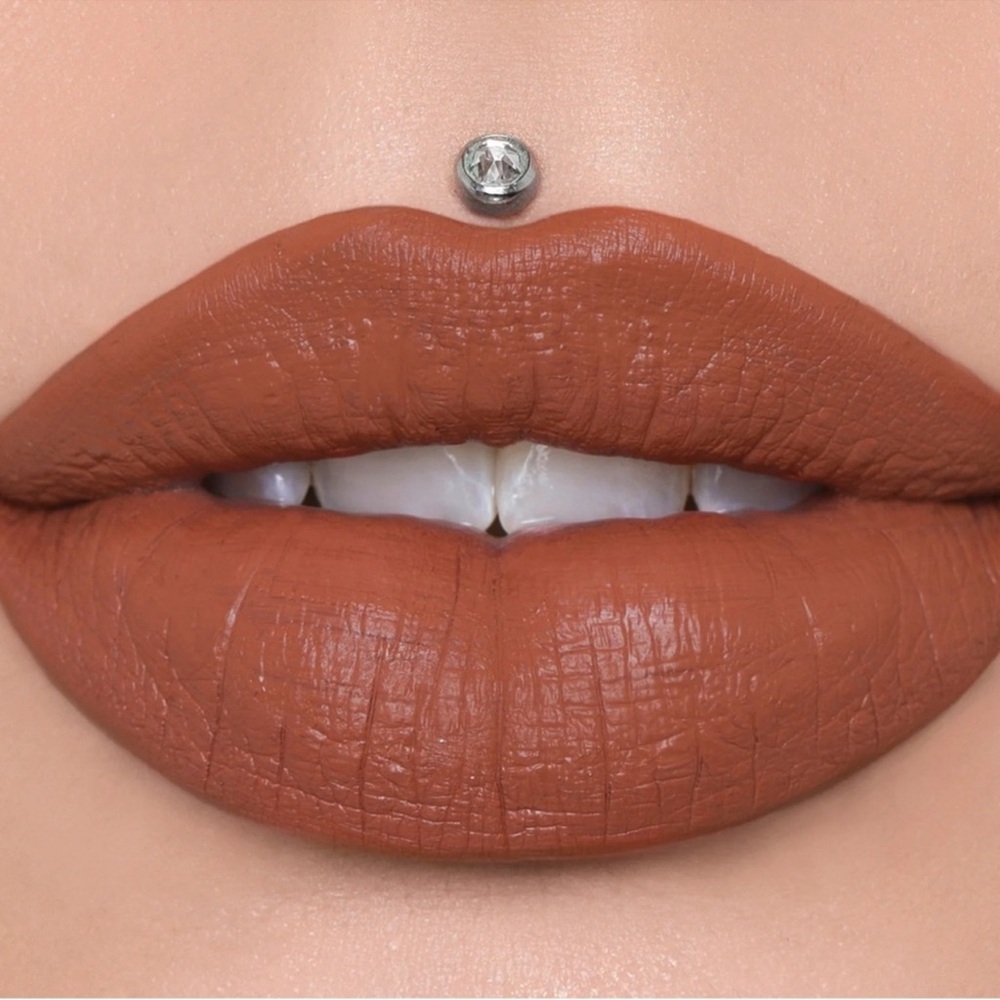Libra Lynn Jeffree Star Velour Liquid Lipstick Brand New in Box Authentic